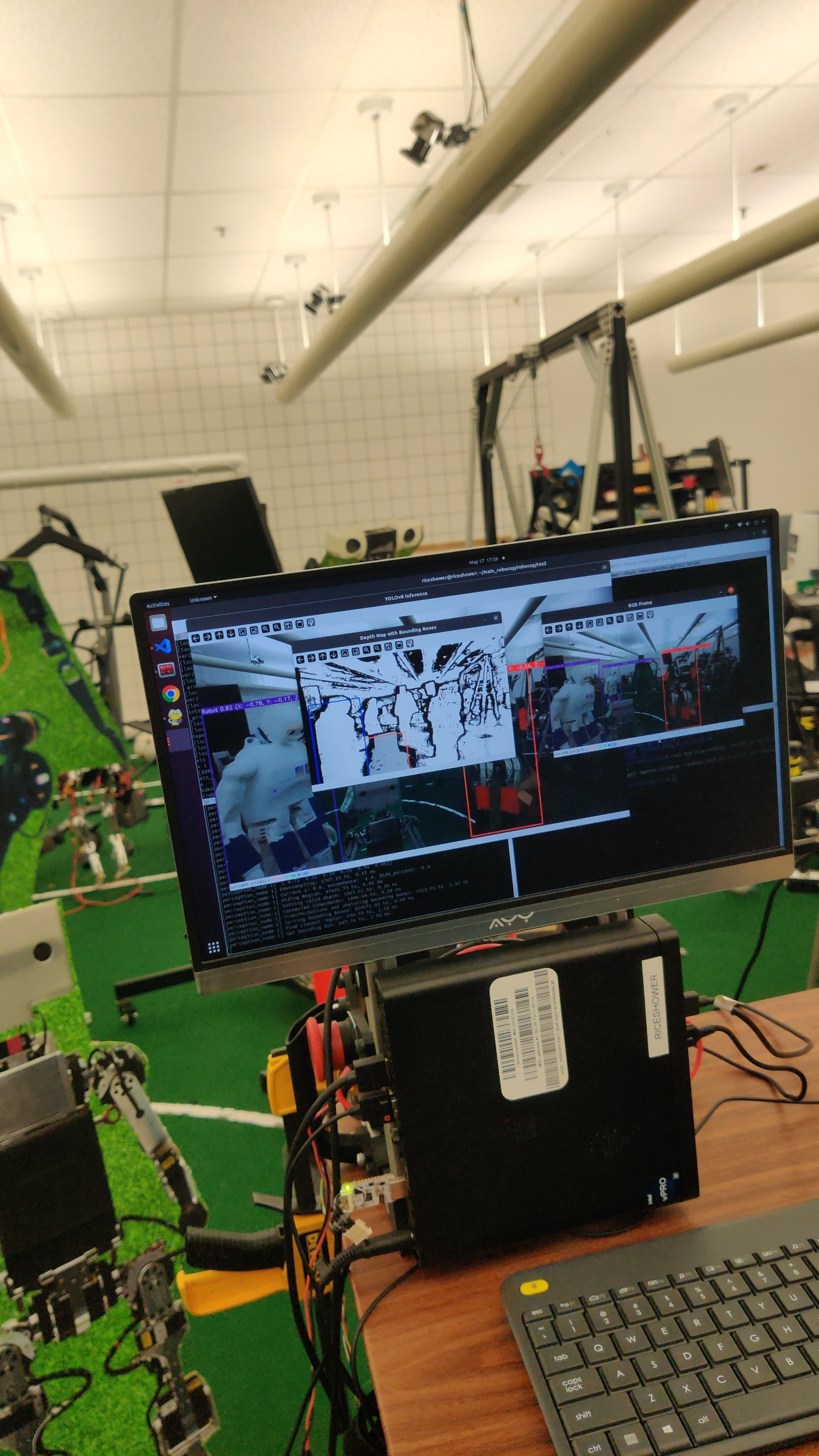 Close-range object detection